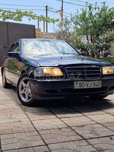 Mercedes C 220-2