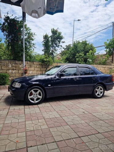 Mercedes C 220-8