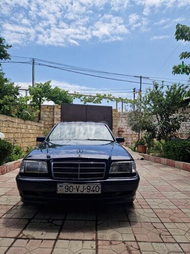 Mercedes C 220-10