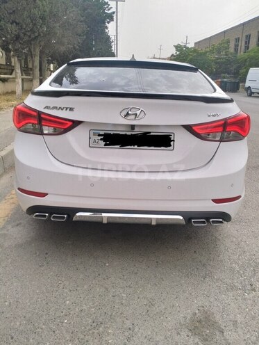 Hyundai Avante-5