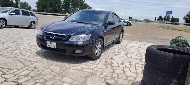 Hyundai Sonata-4