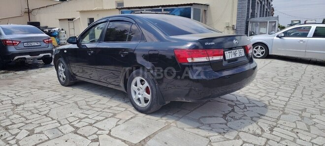 Hyundai Sonata-5