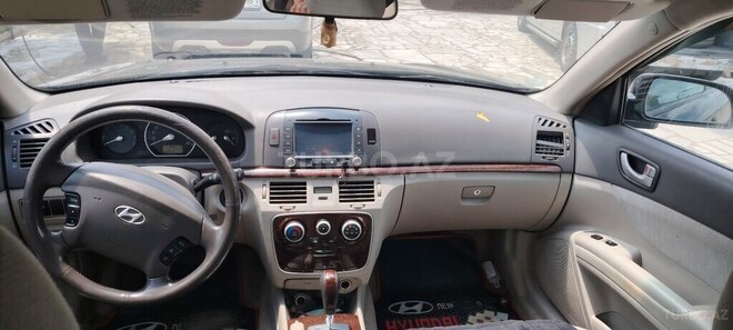 Hyundai Sonata-2