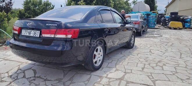 Hyundai Sonata-7