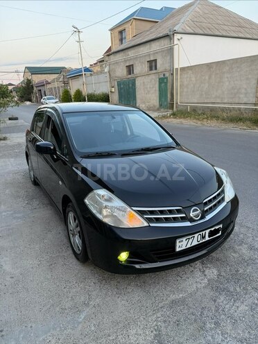Nissan Tiida-7