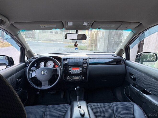 Nissan Tiida-3