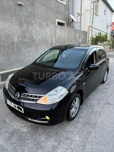Nissan Tiida-8