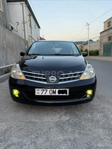 Nissan Tiida-6