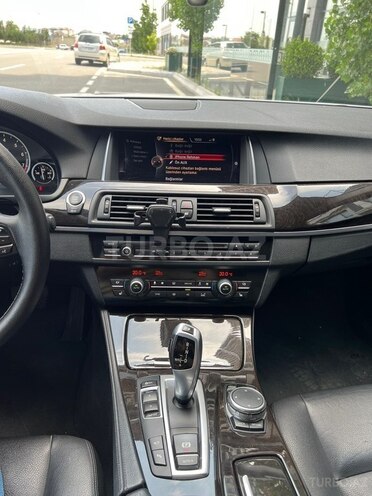 BMW 528-19