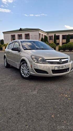 Opel Astra-2