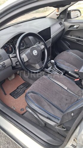 Opel Astra-11