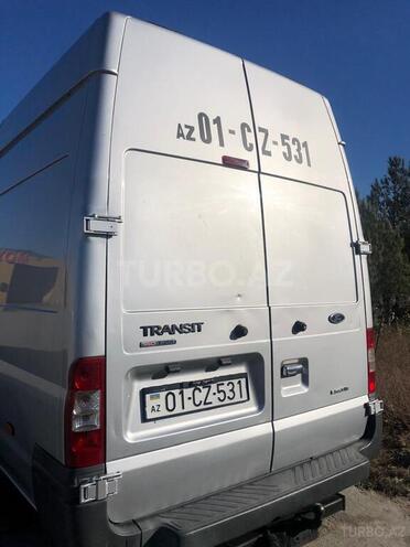 Ford Transit-2