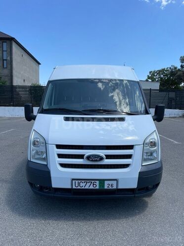 Ford Transit-1