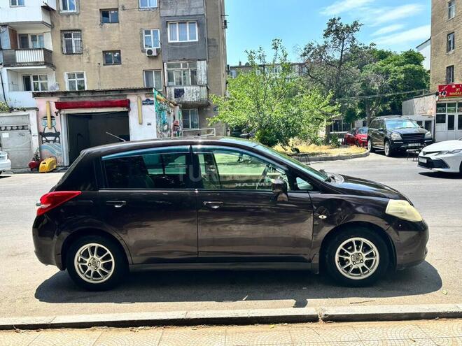 Nissan Tiida-3