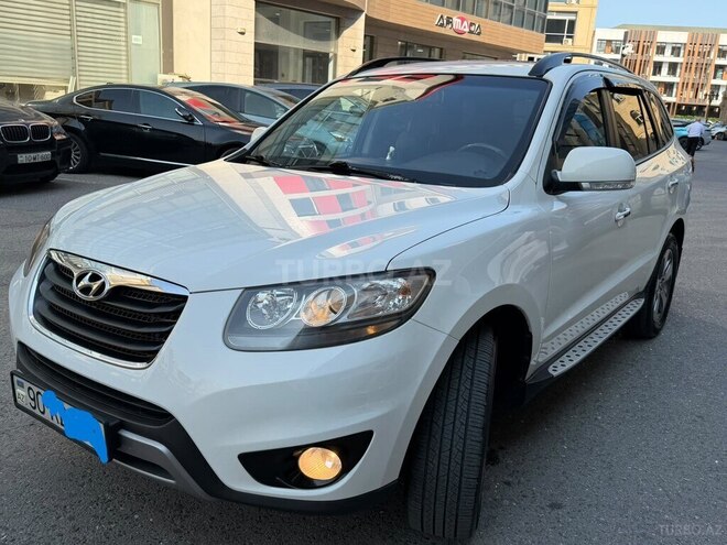 Hyundai Santa Fe-1