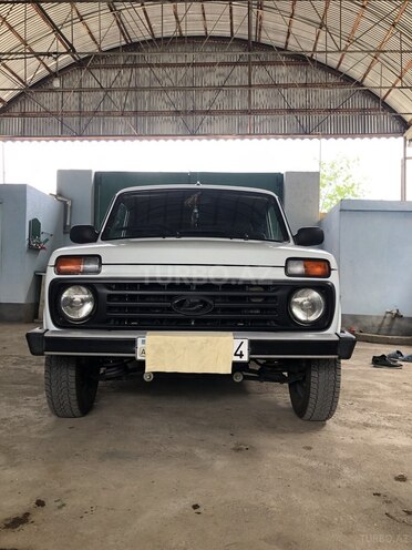 LADA (VAZ) Niva-1