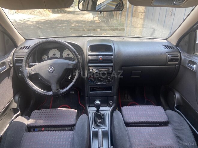 Opel Astra-9