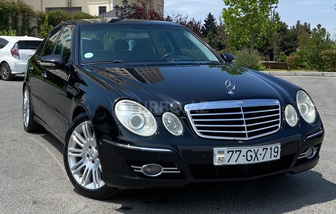 Mercedes E 280-5