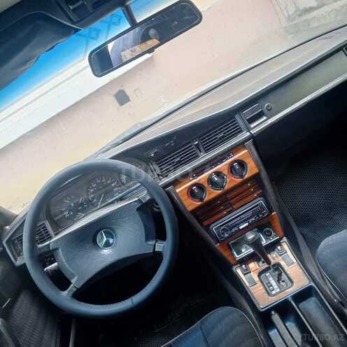 Mercedes 190-11