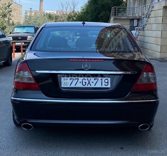 Mercedes E 280-13