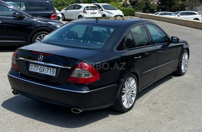 Mercedes E 280-12