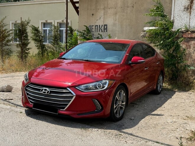 Hyundai Elantra-2