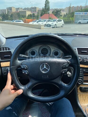 Mercedes E 280-15