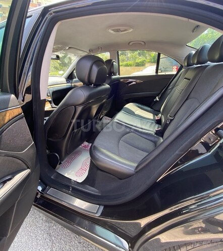 Mercedes E 280-20