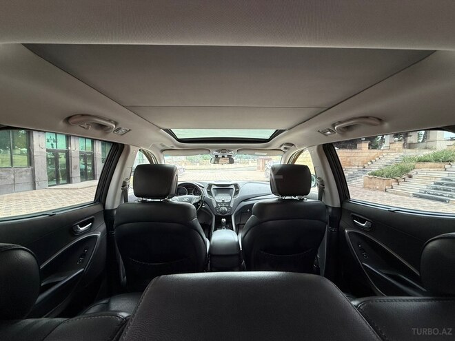 Hyundai Santa Fe-8