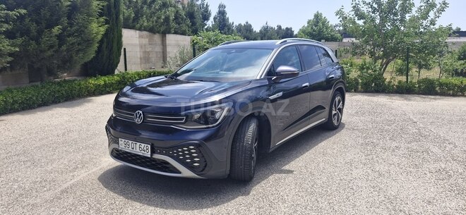 Volkswagen ID.6 X-1