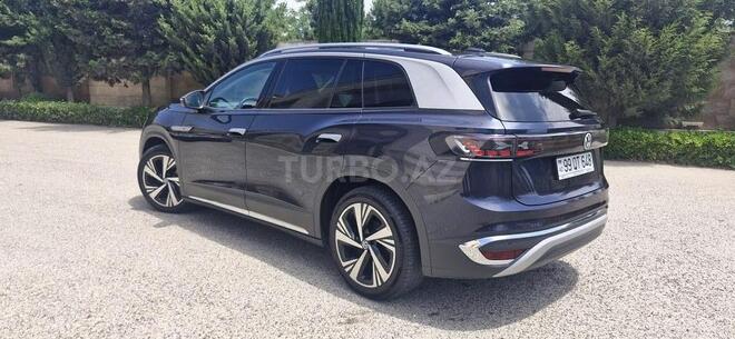 Volkswagen ID.6 X-10