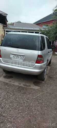 Mercedes ML 320-2
