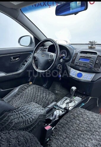 Hyundai Elantra-5