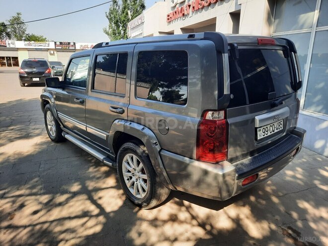 Jeep Commander-9