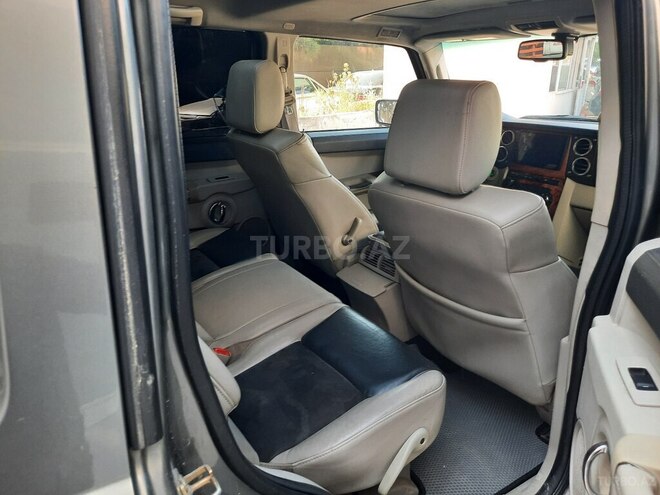 Jeep Commander-8