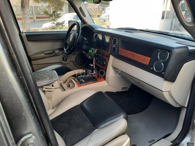 Jeep Commander-5