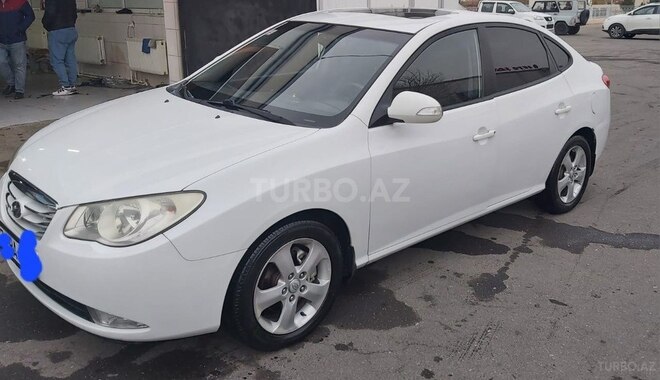 Hyundai Elantra-8