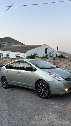 Toyota Prius-14