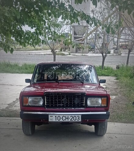 LADA (VAZ) 2107-1