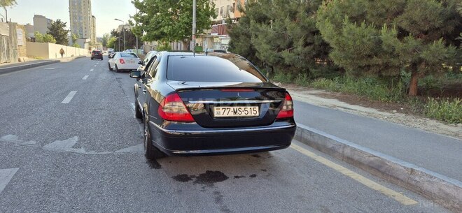 Mercedes E 220-4