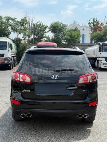 Hyundai Santa Fe-3