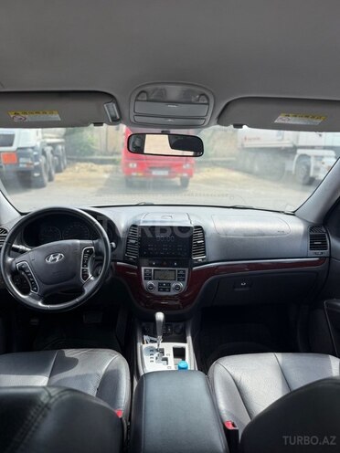 Hyundai Santa Fe-6