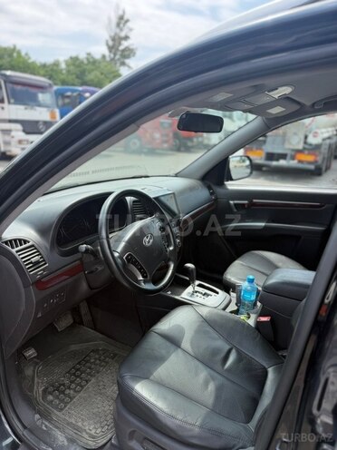 Hyundai Santa Fe-5