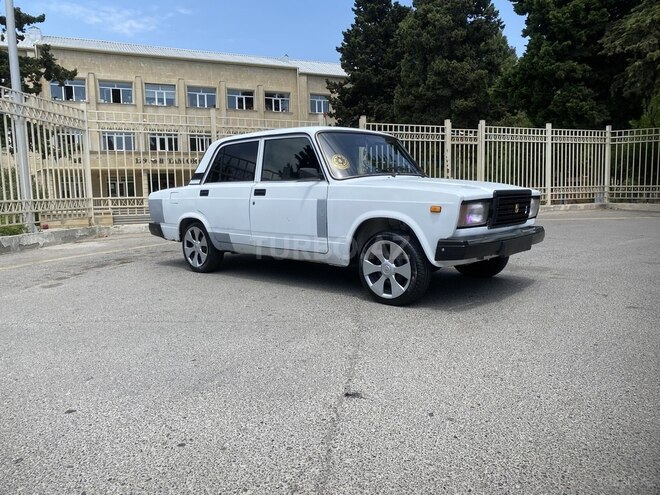 LADA (VAZ) 2107-6
