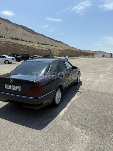 Mercedes C 180-6