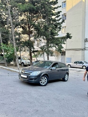 Opel Astra-1