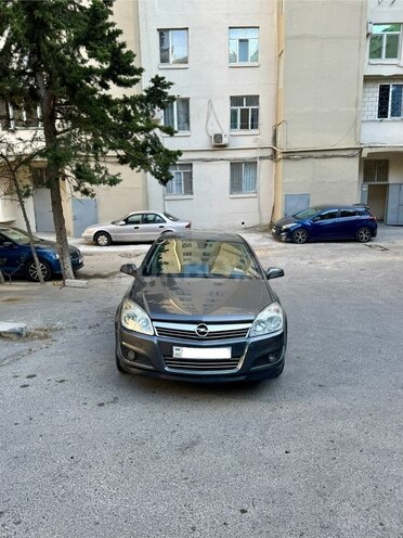 Opel Astra-2