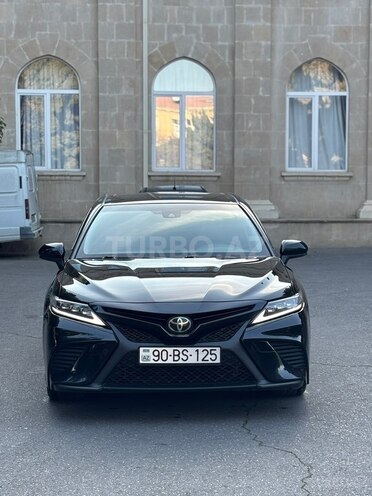 Toyota Camry-1