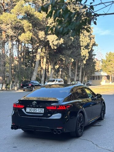 Toyota Camry-3