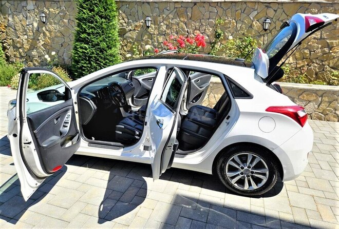 Hyundai i30-8
